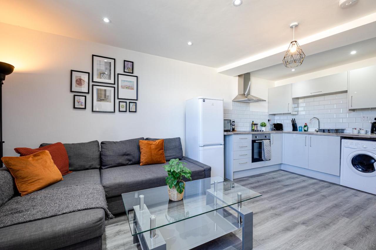 Stunning 1 Bed Apartment In The Heart Of Stockport Exteriér fotografie